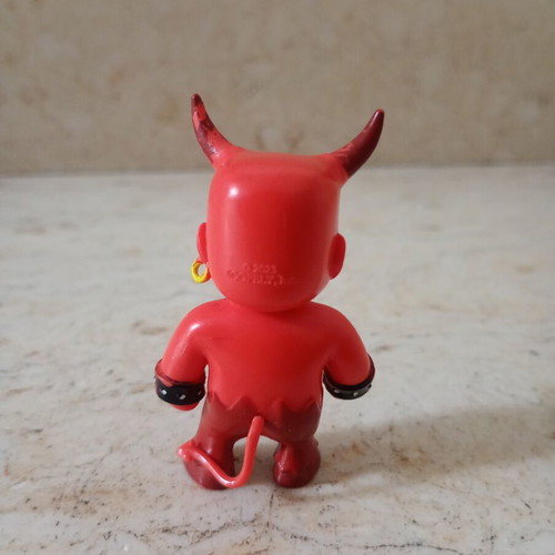 Stumble Guys Red Demon figure used, collectible miniature