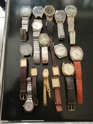 Διάφορα ρολόγια χειρός μεταχειρισμένα Seiko