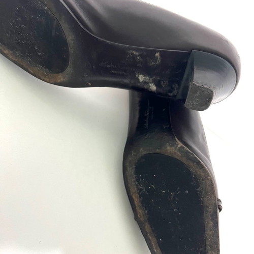 Salvatore Ferragamo mid heels used, brown pumps
