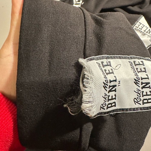 Benlee leggings black used with seam unraveling, size S