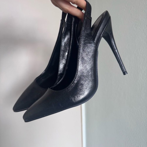 Migato leather pumps new, size 37, black