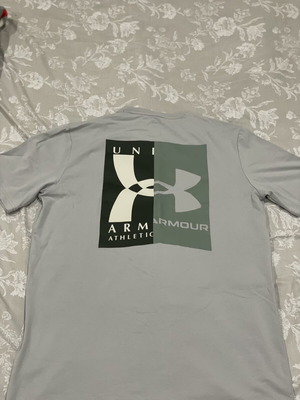 Under Armour men's T-shirt, size M