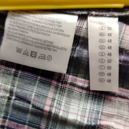 Women's summer shirt like new, multicolor with pockets and belt