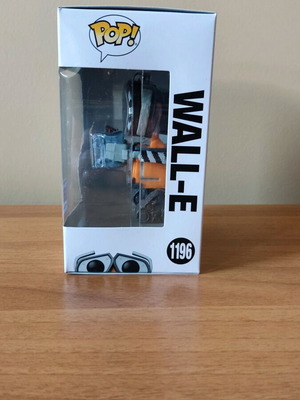 Funko Pop! Wall-E mint, authentic collectible