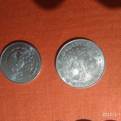 Lot of 30 Mexican coins used