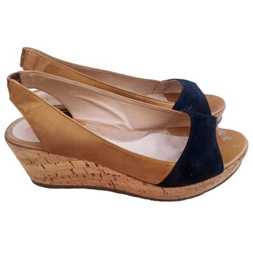 Fendi peep toe wedge sandals used, size 38, beige and black