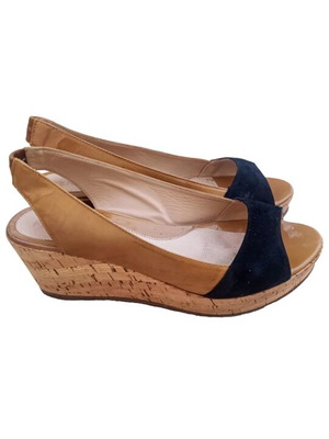 Fendi πέδιλα peep toe με φελλό μεταχειρισμένα, μέγεθος 38, μπεζ και μαύρο