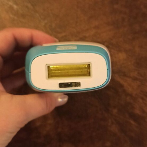 Hair removal device like new