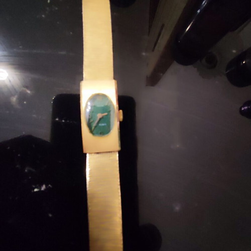 Vintage women's watch antique with 17 rubies, like new, gold-plated