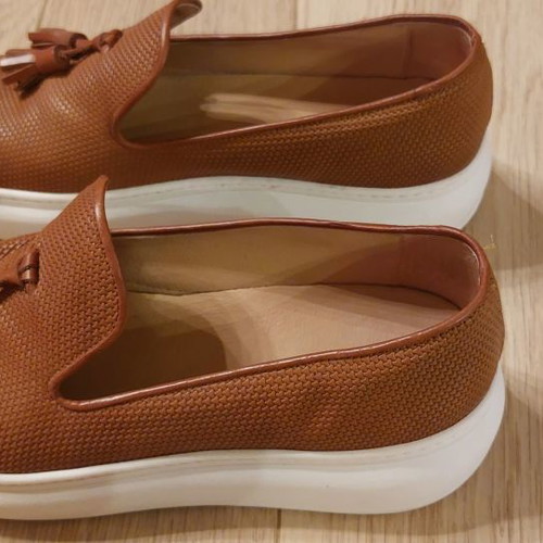Leather slip-on shoes used, size 43