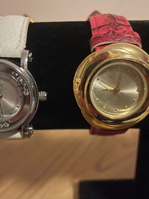 Women's watch set like new
