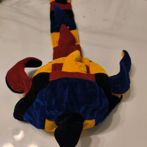 Carnival hat like new