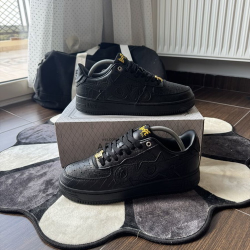 Bape x Ovo sneaker brand new, size 44, black and gold