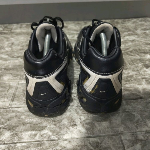 Nike Air Max Torch 3 size 44.5 like new, black collectible sneakers