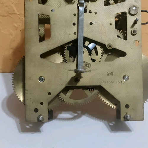 ODO wall clock mechanism like new