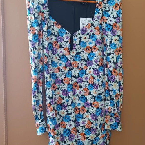 Zara floral dress new, size S