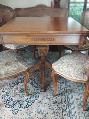 Viennese dining set with extendable square table, 4 chairs and loveseat