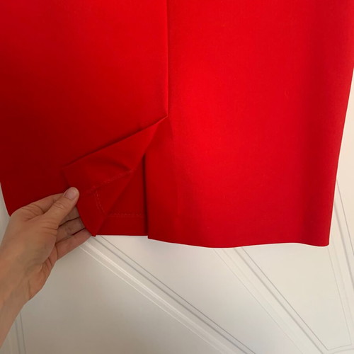 Skirt red like new, size XS, knee length