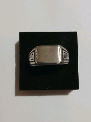 Men's stainless steel ring with meander design like new, silver