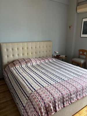 Κρεβάτι king size μεταχειρισμένο με αποθηκευτικό χώρο και στρώμα IKEA Vesteröy