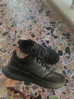 Adidas Runfalcon K athletic shoe used, size 36, black