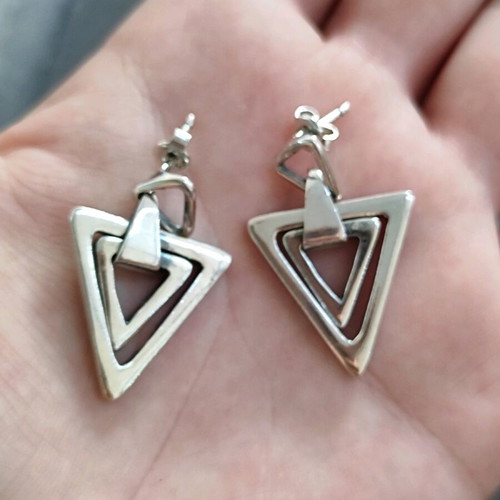 Silver 925 earrings with triangles like new
