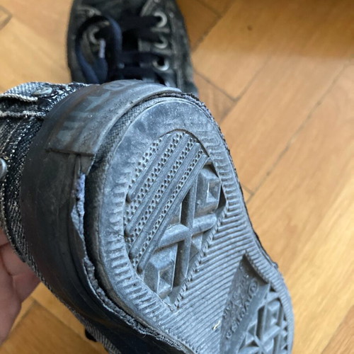 Converse All Star athletic shoes used, size 39, black with unique design