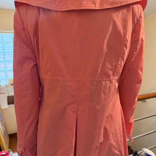 Pink jacket Coconuda size M water resistant like new