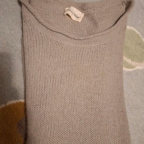 American Vintage gray pullover like new, very warm