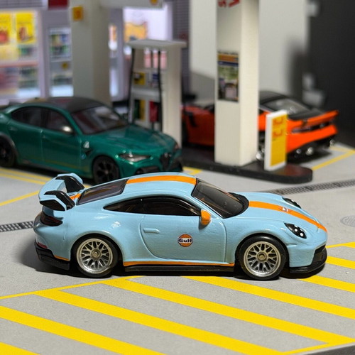 Porsche 911 GT3 Gulf custom made