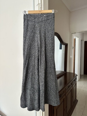 Παντελόνα πλεκτή Pull & Bear γκρι, σαν καινούργιο, XS
