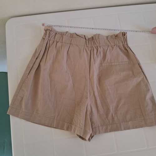 Zara high-waist beige shorts like new, medium/large