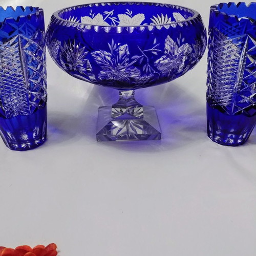 Zegary Vase 18.5 Ekb. Lausitzer/Imperlux cobalt blue White crystal Germany 50'-60'.