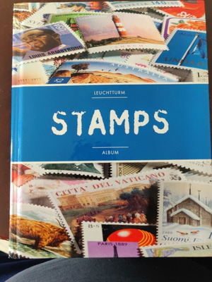 Άλμπουμ γραμματοσήμων μικρό Leuchtturm σαν καινούργιο