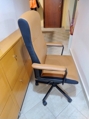 IKEA MILLBERGET office chair