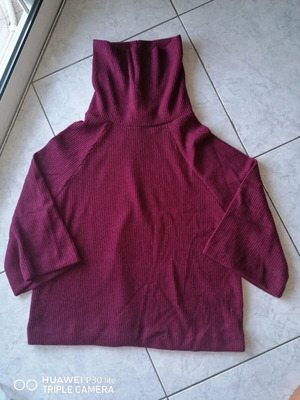 Pink Woman women's 3/4 sleeve pullover sweater new, red size M