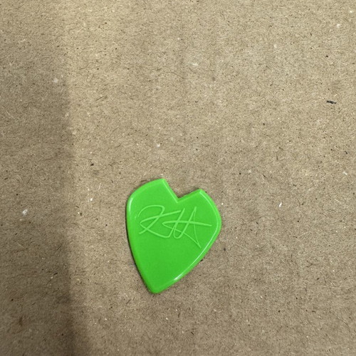 Metallica M72 Tour Kirk Hammett Pick like new