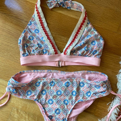 Marks & Spencer swimsuit like new, size Small Medium, full coverage