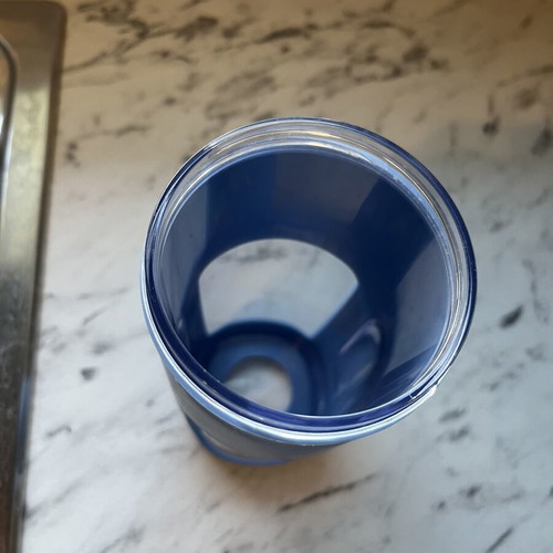 Rechargeable blender for smoothies like new with charging cable and box