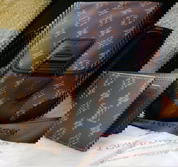 Louis Vuitton Τσαντάκι Ώμου / Χιαστί Unisex και Πορτοφόλι