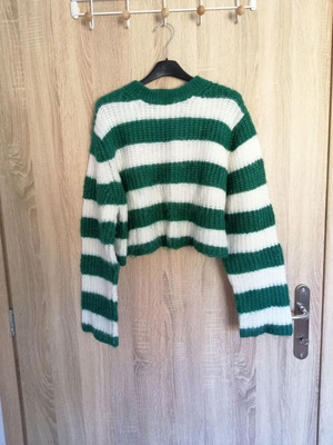 Bershka sweater size S used
