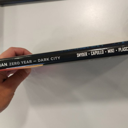 Batman New 52 Volume 5 Zero Year Dark City hardcover like new