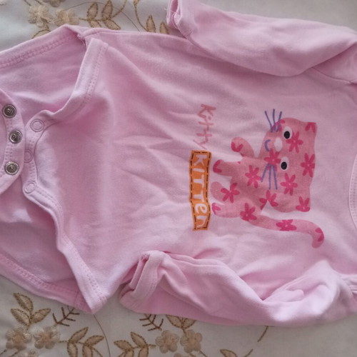 Baby romper 12M, pink kitten print