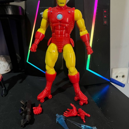 Marvel Legends Secret Wars Iron Man like new