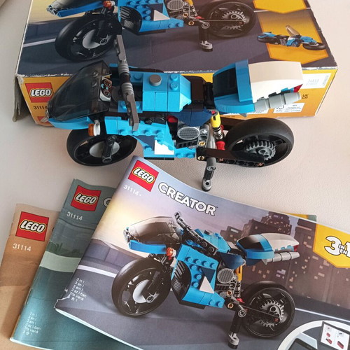 Lego Creator 3 in 1 like new with motorcycle theme