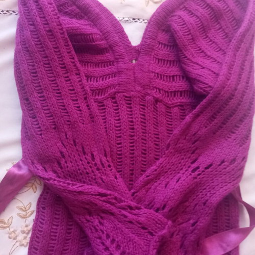 Wool sweater with satin belt, size XXS-XS