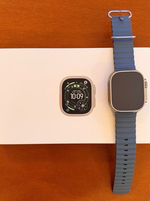 Apple Watch Ultra 3 με Ocean Band σαν καινούργιο