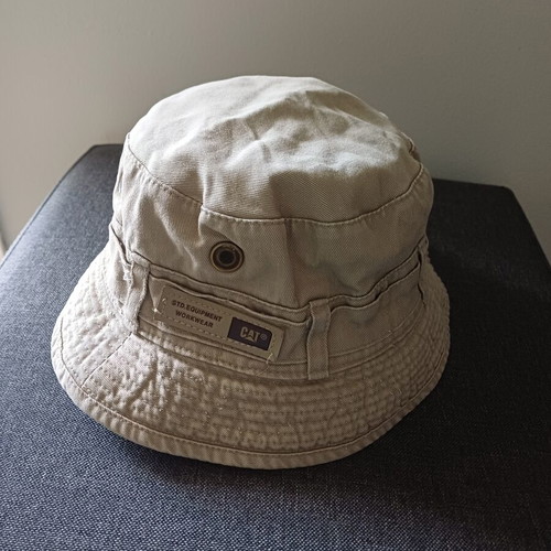 Caterpillar bucket hat beige used