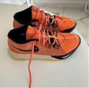 Παπούτσια Nike Kylie flytrap 6
