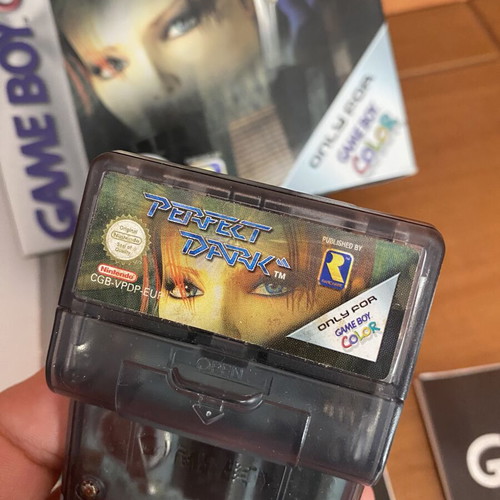 Perfect Dark Game Boy Color game boxed